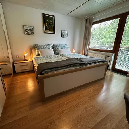 Hisa Semesterbostad *